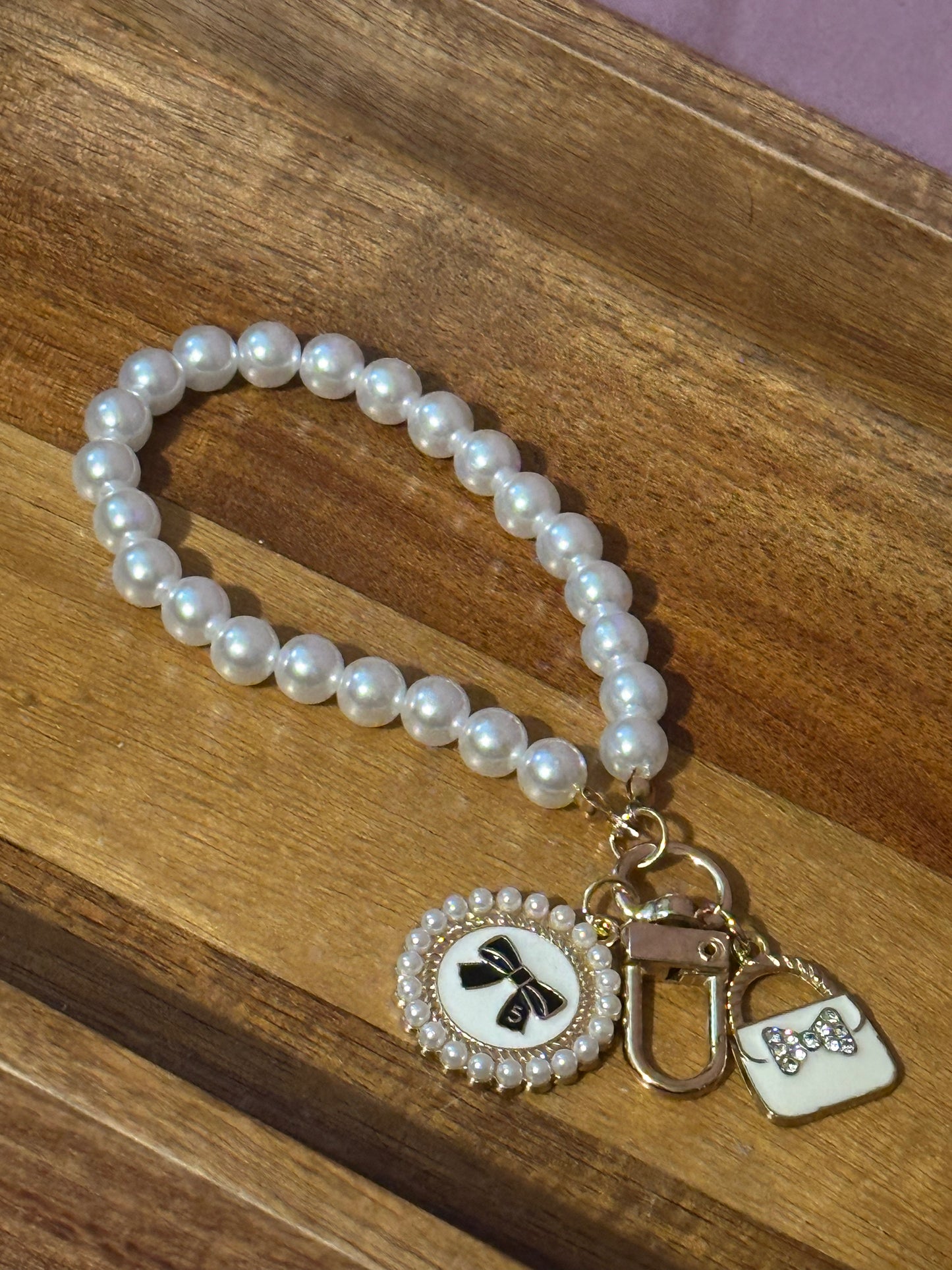 Pearl Purse Wristlet