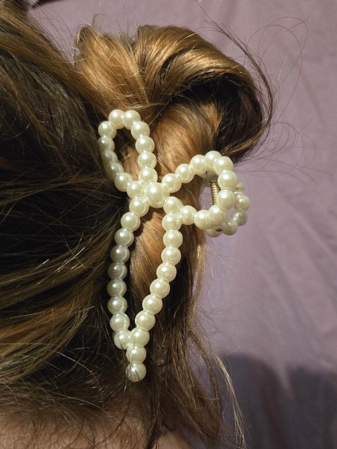 Bow Shaped Claw Clip