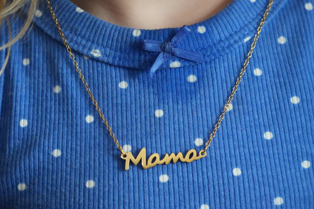 Mama Necklace