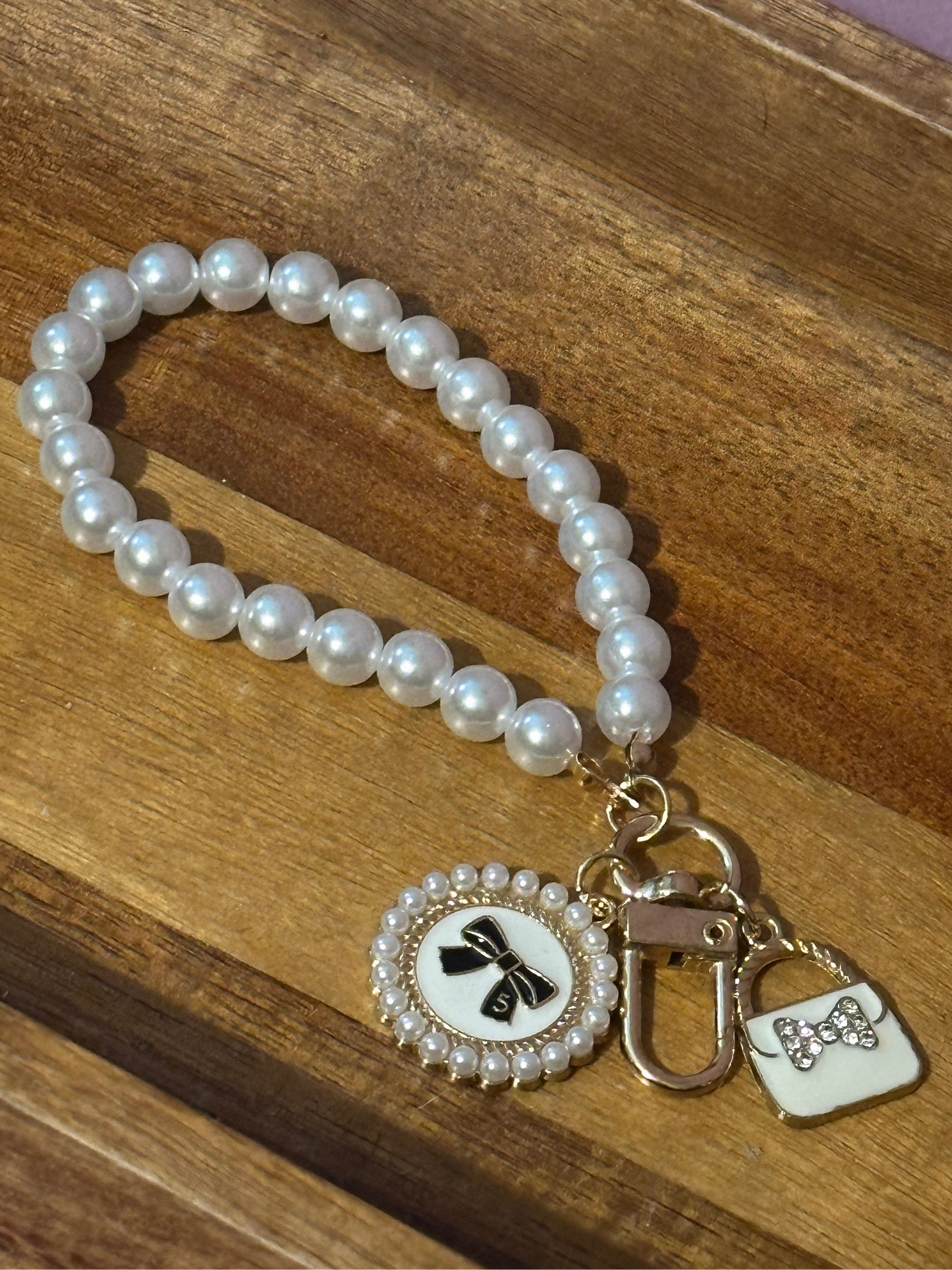 Pearl Purse Wristlet